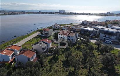 Ayvalık Sarımsaklı Küçükköyde Satılık Villa 