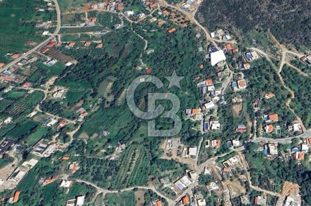 Antalya Kaş üzümlüde 693 m2 bağ ve sebze bahçesi