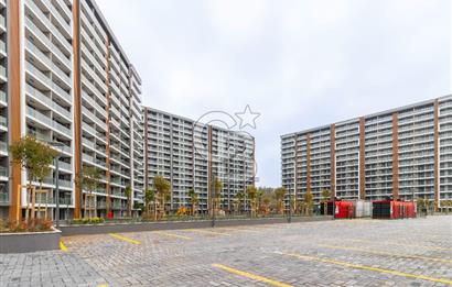 Manisa Meydan Sitesi Havuz Cephe 2+1 Açık Mutfak Satılık Daire