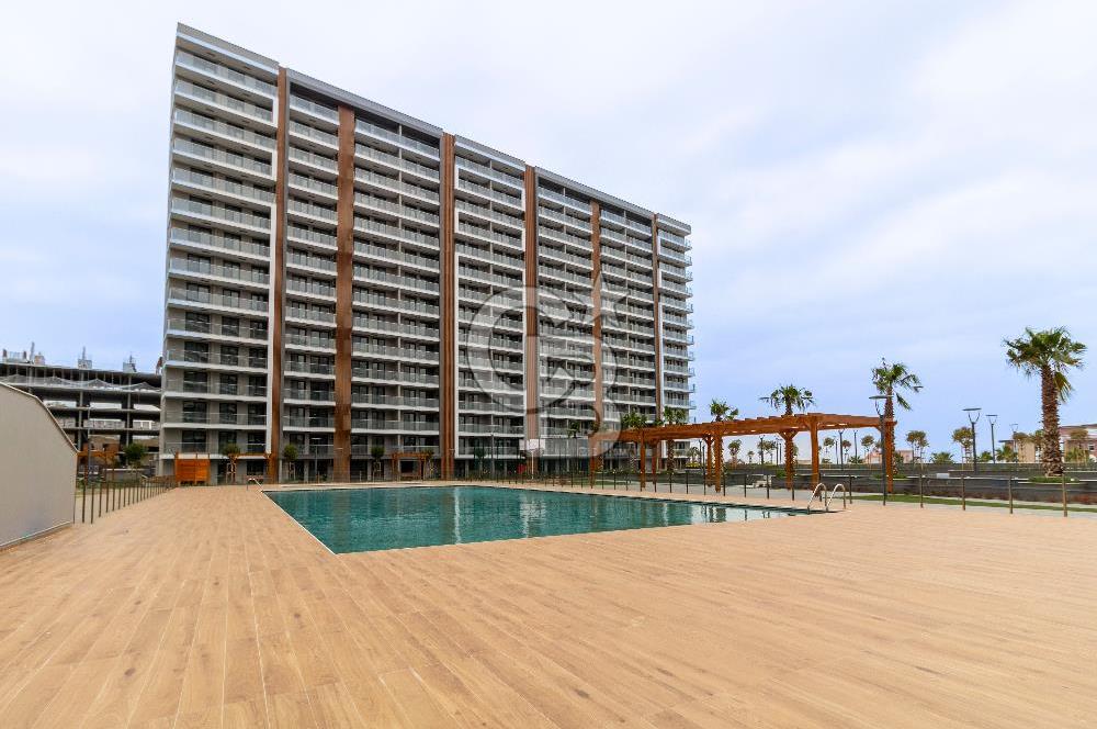 Manisa Meydan Sitesi Havuz Cephe 2+1 Açık Mutfak Satılık Daire