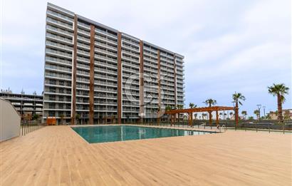 Manisa Meydan Sitesi Havuz Cephe 2+1 Açık Mutfak Satılık Daire