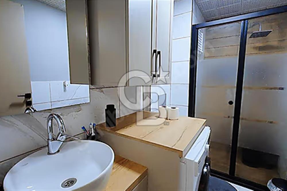 İncek mahallesinde full mobilyalı merkezi konumda 1+1 daire