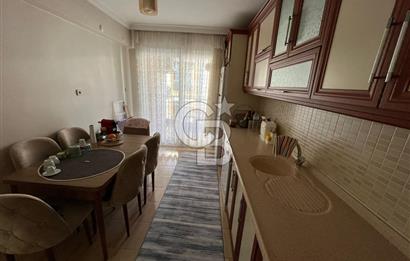 İzmir Karabağlar Refet Bele Mahallesi 3+1 Geniş Satılık Daire