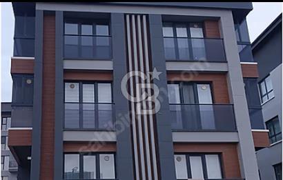 İncek mahallesinde full mobilyalı merkezi konumda 1+1 daire