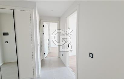 Manisa Meydan Sitesi Havuz Cephe 2+1 Açık Mutfak Satılık Daire