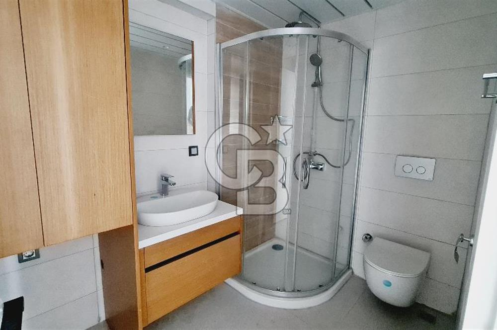 Manisa Meydan Sitesi Havuz Cephe 2+1 Açık Mutfak Satılık Daire