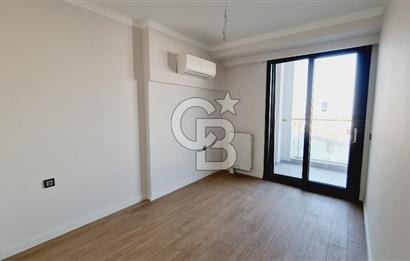 Manisa Meydan Sitesi Havuz Cephe 2+1 Açık Mutfak Satılık Daire