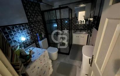 İzmir Karabağlar Refet Bele Mahallesi 3+1 Geniş Satılık Daire