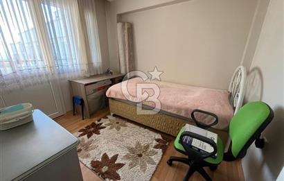 İzmir Karabağlar Refet Bele Mahallesi 3+1 Geniş Satılık Daire