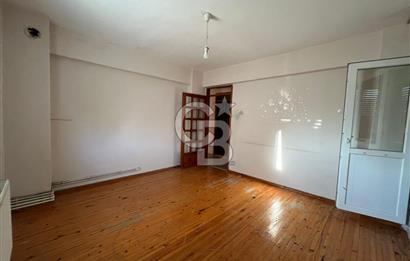 POSTACILAR'DA FERAH 3+1 KİRALIK DAİRE