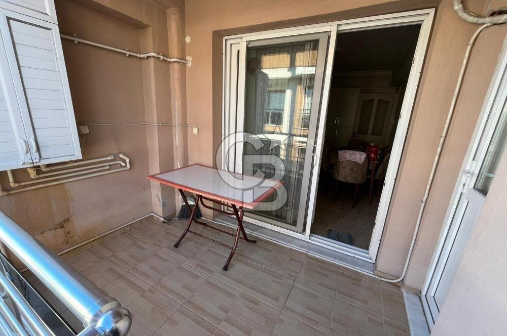 İzmir Karabağlar Refet Bele Mahallesi 3+1 Geniş Satılık Daire