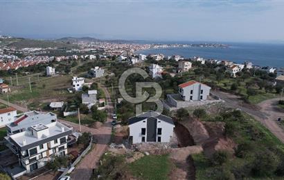 ÇANDARLI MERKEZE DENİZE YAKIN SIFIR 3+1 DUBLEKS VİLLA