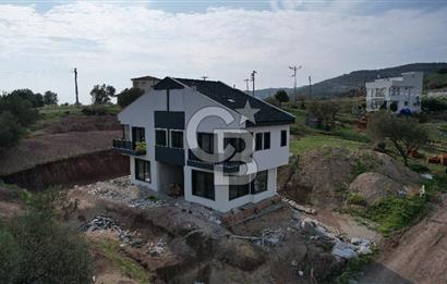 ÇANDARLI MERKEZE DENİZE YAKIN SIFIR 3+1 DUBLEKS VİLLA