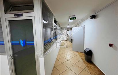 1400 m² Office with Terrace on Büyükdere Street from NEO