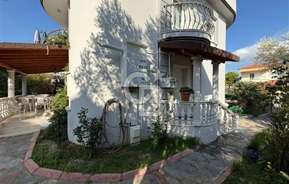 Urla Çeşmealtın’da Kiralık 4+1 Villa 