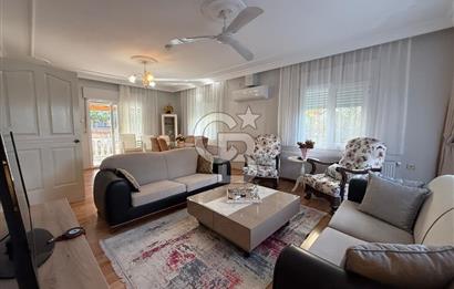 Urla Çeşmealtın’da Kiralık 4+1 Villa 