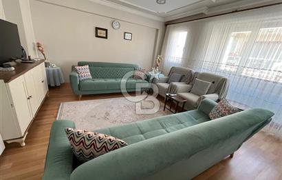 İzmir Karabağlar Refet Bele Mahallesi 3+1 Geniş Satılık Daire