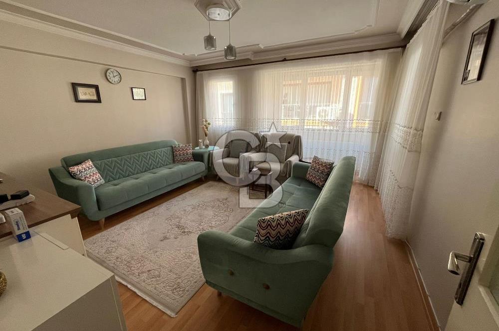 İzmir Karabağlar Refet Bele Mahallesi 3+1 Geniş Satılık Daire