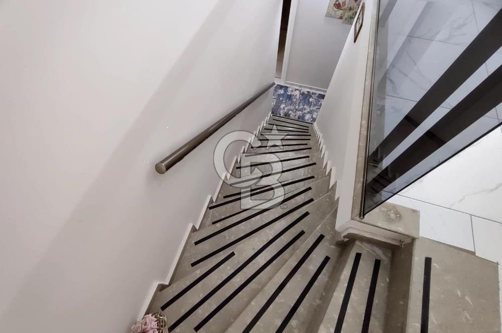Manisa Tevfikiye'de Asansörlü Satılık 5+1 Dubleks Daire