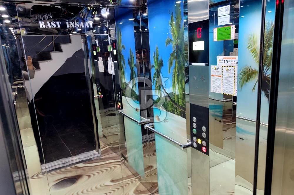 Manisa Tevfikiye'de Asansörlü Satılık 5+1 Dubleks Daire