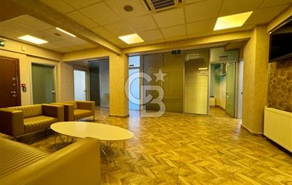 MECİDİYEKÖY MEYDANDA TABELA DEĞERİ YÜKSEK 12 BÖLÜMLÜ BAKIMLI OFİS