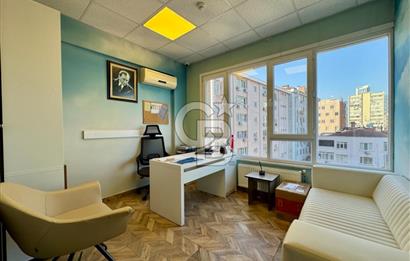 MECİDİYEKÖY MEYDANDA TABELA DEĞERİ YÜKSEK 12 BÖLÜMLÜ BAKIMLI OFİS