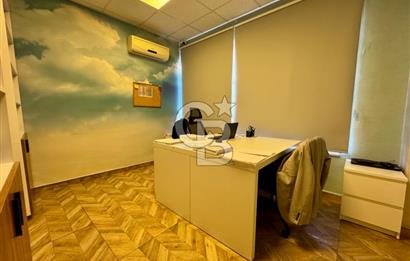 MECİDİYEKÖY MEYDANDA TABELA DEĞERİ YÜKSEK 12 BÖLÜMLÜ BAKIMLI OFİS