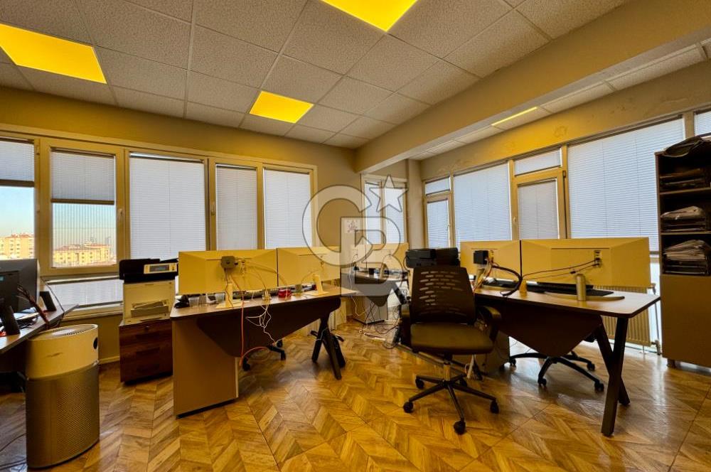 MECİDİYEKÖY MEYDANDA TABELA DEĞERİ YÜKSEK 12 BÖLÜMLÜ BAKIMLI OFİS