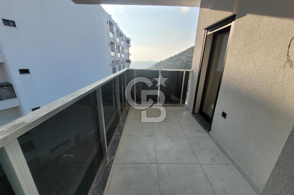 KÖRFEZ MAHALLESİ 4+1 YENI BINA SATILIK DAİRE 