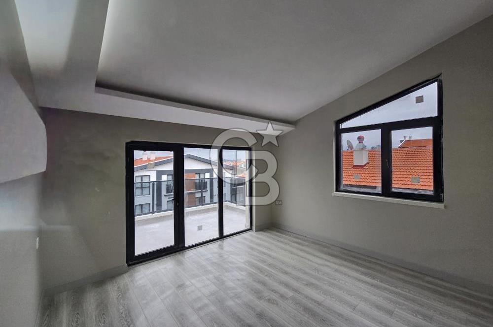 İNCEK'TE BULVARA YAKIN BAĞIMSIZ MUTFAKLI 2+1 DUBLEKS DAİRE