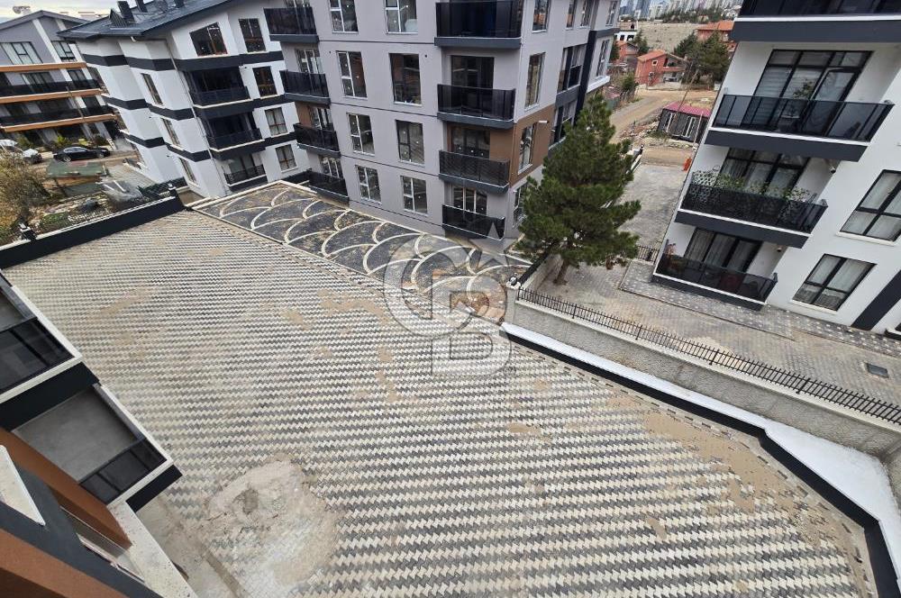 İNCEK'TE BULVARA YAKIN BAĞIMSIZ MUTFAKLI 2+1 DUBLEKS DAİRE