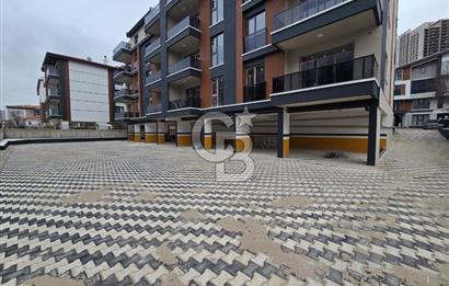 İNCEK'TE BULVARA YAKIN BAĞIMSIZ MUTFAKLI 2+1 DUBLEKS DAİRE