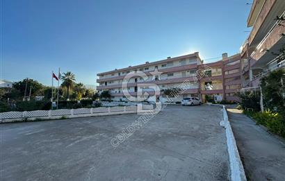 KUŞADASI DAVUTLAR SAHİL SİTESİNDE  BAHÇELİ 2+1  DAİRE