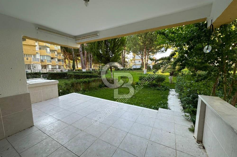 KUŞADASI DAVUTLAR SAHİL SİTESİNDE  BAHÇELİ 2+1  DAİRE