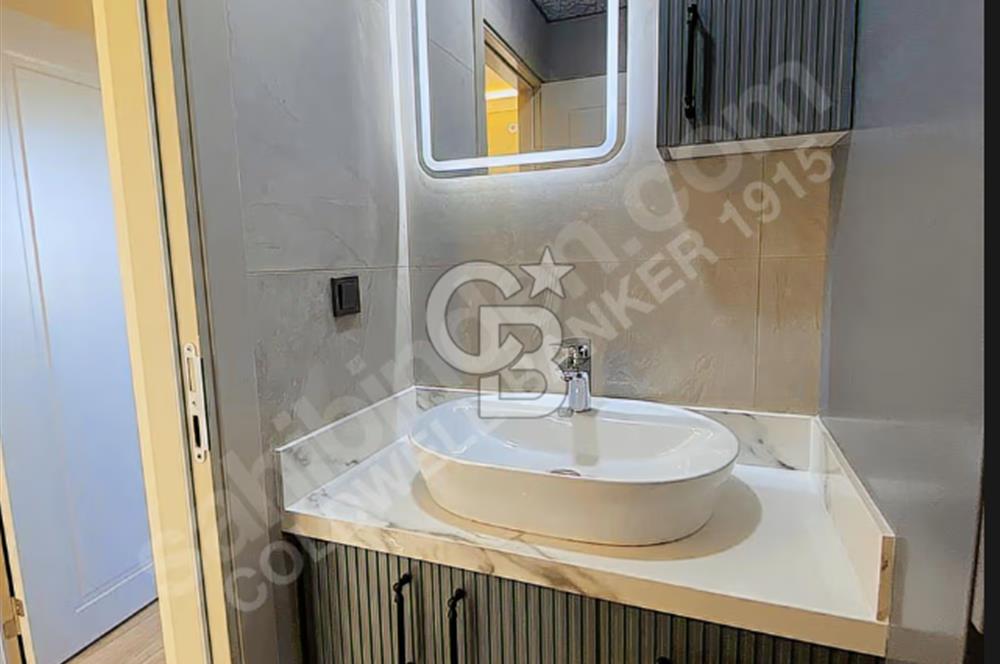 ÇANAKKALE MERKEZ KARACAÖREN'DE SATILIK GENİŞ TERASLI 2+1 DAİRE!