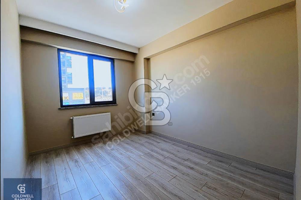 ÇANAKKALE MERKEZ KARACAÖREN'DE SATILIK GENİŞ TERASLI 2+1 DAİRE!