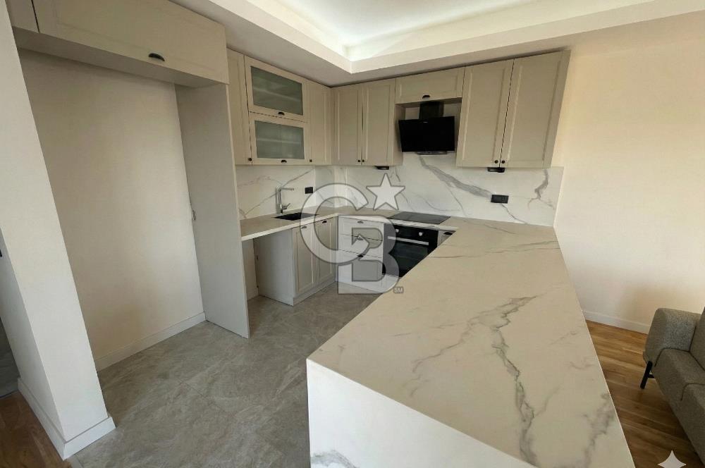 FOÇA YENİBAĞARASINDA ÖZEL HAVUZLU AKILLI SİSTEMLİ LÜKS 3+1 VİLLA