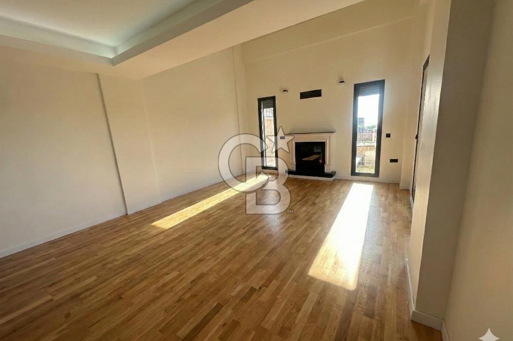 FOÇA YENİBAĞARASINDA ÖZEL HAVUZLU AKILLI SİSTEMLİ LÜKS 3+1 VİLLA