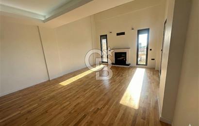 FOÇA YENİBAĞARASINDA ÖZEL HAVUZLU AKILLI SİSTEMLİ LÜKS 3+1 VİLLA