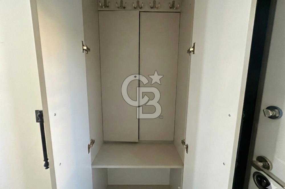 FOÇA YENİBAĞARASINDA ÖZEL HAVUZLU AKILLI SİSTEMLİ LÜKS 3+1 VİLLA