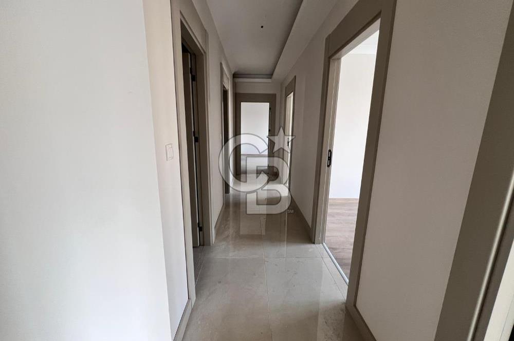 Önü Kapanmaz Manzaralı Sıfır 4+1 180m² LÜKS DAİRE