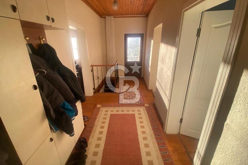 BARAJ MANZARALI, 1.100 M², BAHÇELİ, MÜSTAKİL KÖY EVİ 