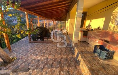 BARAJ MANZARALI, 1.100 M², BAHÇELİ, MÜSTAKİL KÖY EVİ 