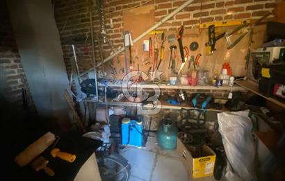 BARAJ MANZARALI, 1.100 M², BAHÇELİ, MÜSTAKİL KÖY EVİ 