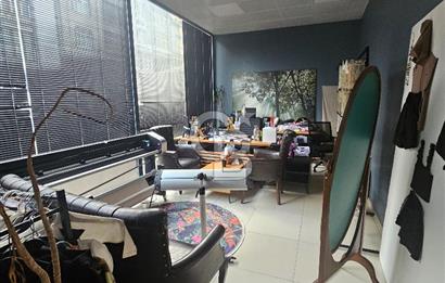 BAĞCILAR GÜNEŞLİ TURKUAZ SİTESİNDE 250 M2 KİRALIK DÜKKAN