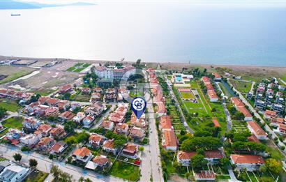 DİKİLİ'DE DENİZE YÜRÜME MESAFESİNDE 4+1 150 M2 VİLLA