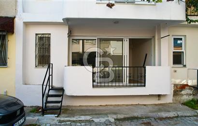 ÇANDARLI MERKEZDE DENİZE 100 METRE MESAFEDE ZEMİN KAT 2+1 DAİRE