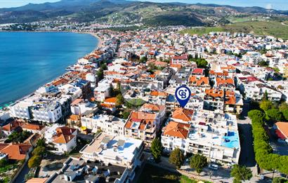 ÇANDARLI MERKEZDE DENİZE 100 METRE MESAFEDE ZEMİN KAT 2+1 DAİRE