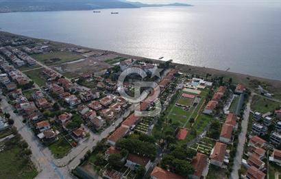 DİKİLİ'DE DENİZE YÜRÜME MESAFESİNDE 4+1 150 M2 VİLLA