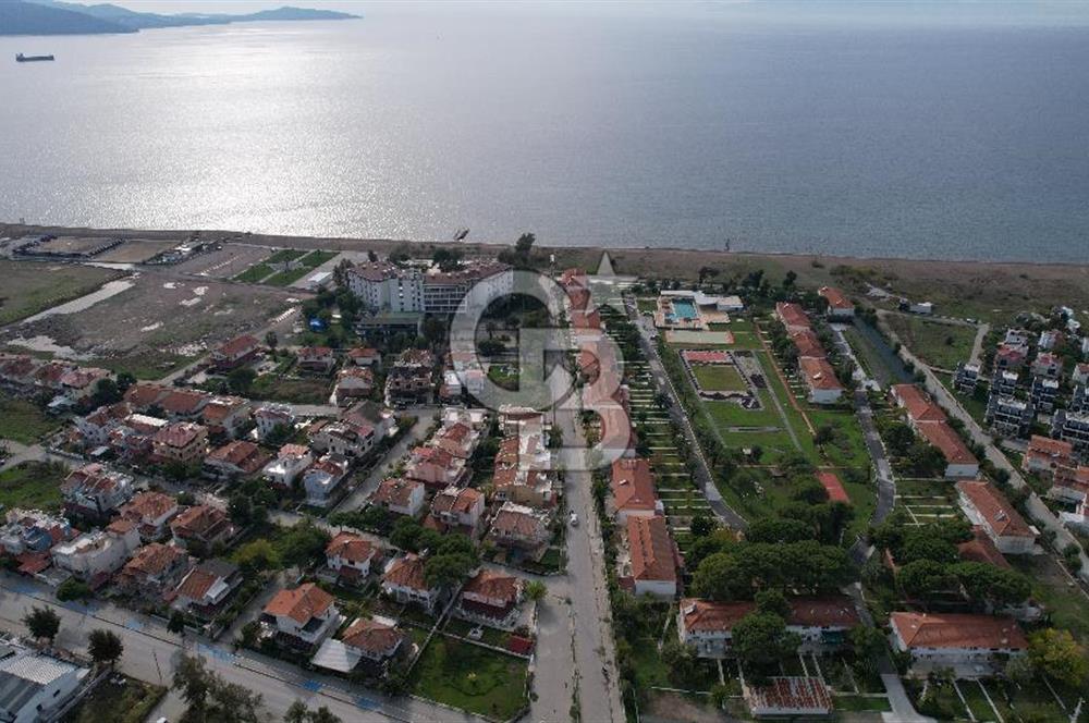 DİKİLİ'DE DENİZE YÜRÜME MESAFESİNDE 4+1 150 M2 VİLLA